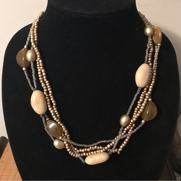 21.5” Necklace Big Chunky Boho Beads EVC Neutral Creamy Earthy Costume Jewelry - Picture 8 of 9